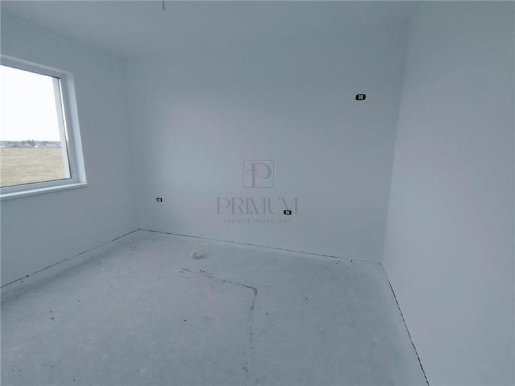 Duplex cu 5 camere cu Teren 330 Mp în Moșnița Nouă