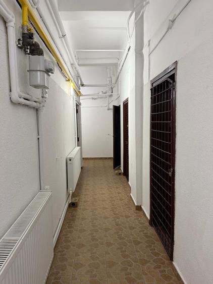 Apartament cu 3 camere semidecomandat în Cișmigiu