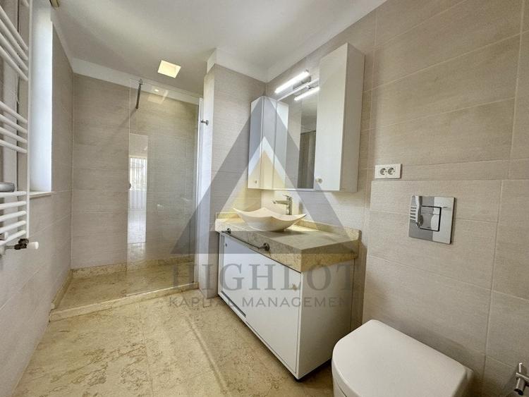 Duplex cu 7 camere cu Piscina în Pipera
