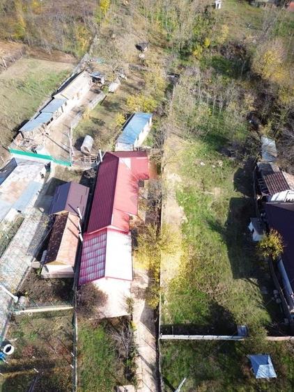 Casă individuală cu 6 camere cu Teren 1220 Mp în Fârțănești