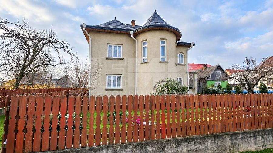 Vilă 5 camere | 200 mp utili | Teren 4.361 mp | Demisol + Mansardă - 10