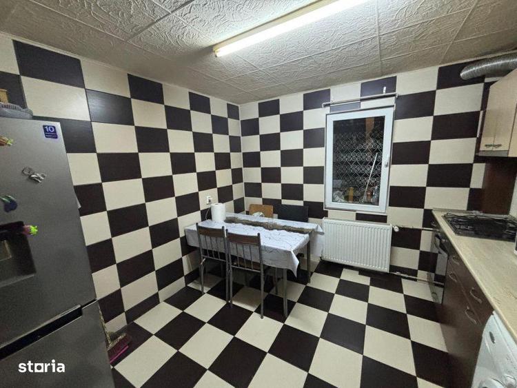 Apartament cu 2 camere semidecomandat, mobilat în Pantelimon