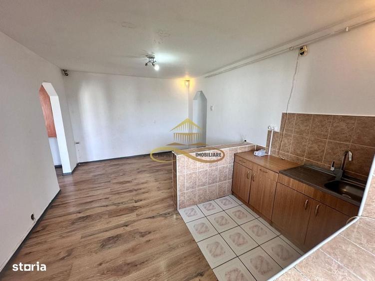 Apartament cu 2 camere decomandat în Mioriței