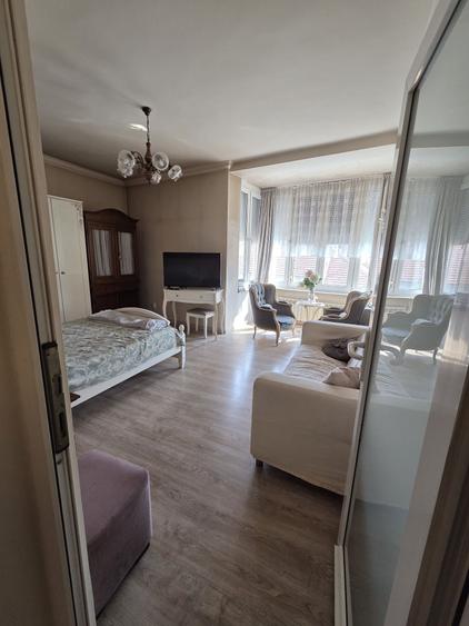 Apartament cu 2 camere decomandat în Paleu