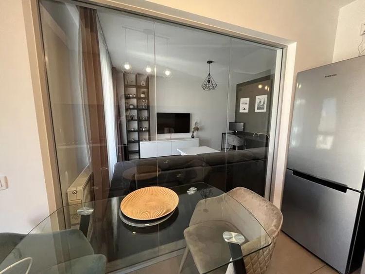Apartament cu 2 camere decomandat în Lujerului