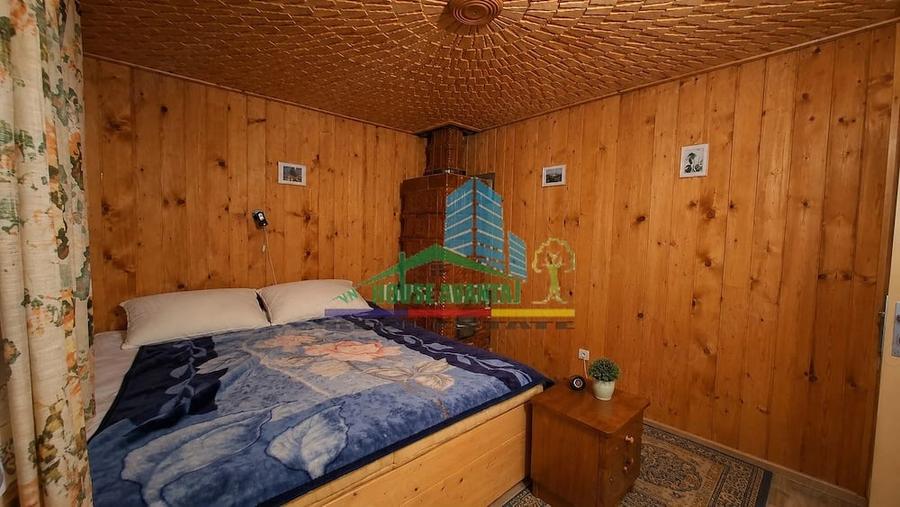 Casă cu 4 camere cu Teren 251 Mp în Lepșa