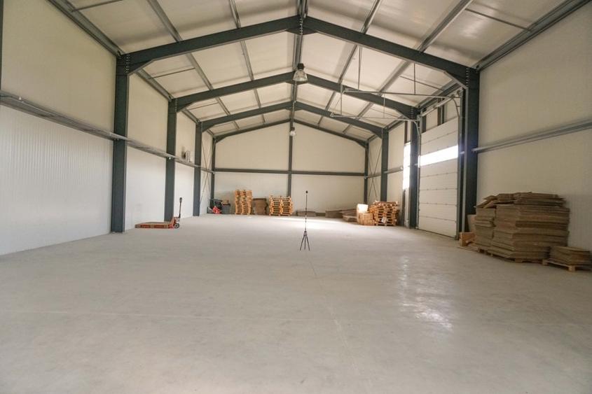 Spațiu industrial, de 1,093 mp, în Odăile