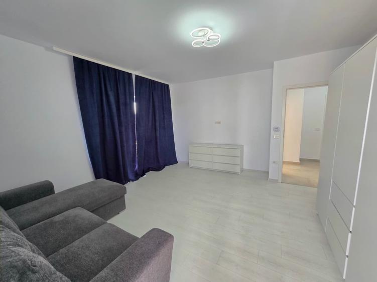 Apartament cu 2 camere decomandat în Metalurgiei