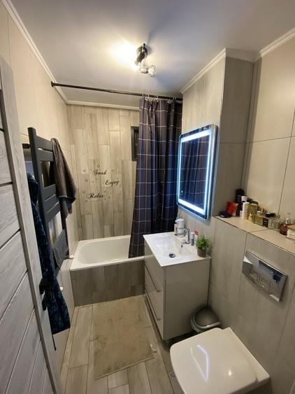 Apartament cu 2 camere decomandat în Central