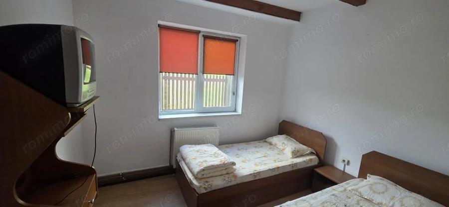 Spațiu comercial, de 700 mp, în Berzasca
