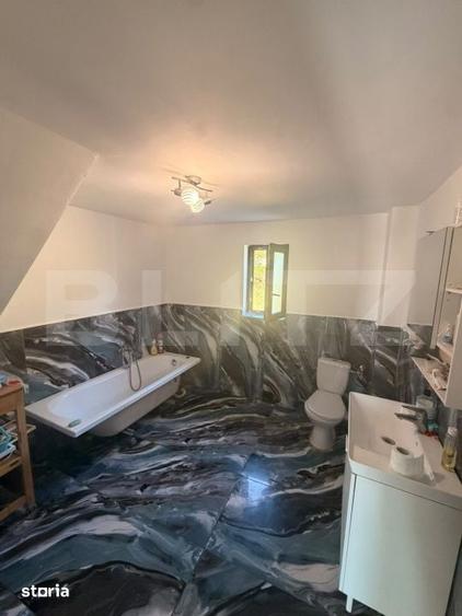 Casă cu 5 camere cu Teren 3600 Mp în Dărmănești