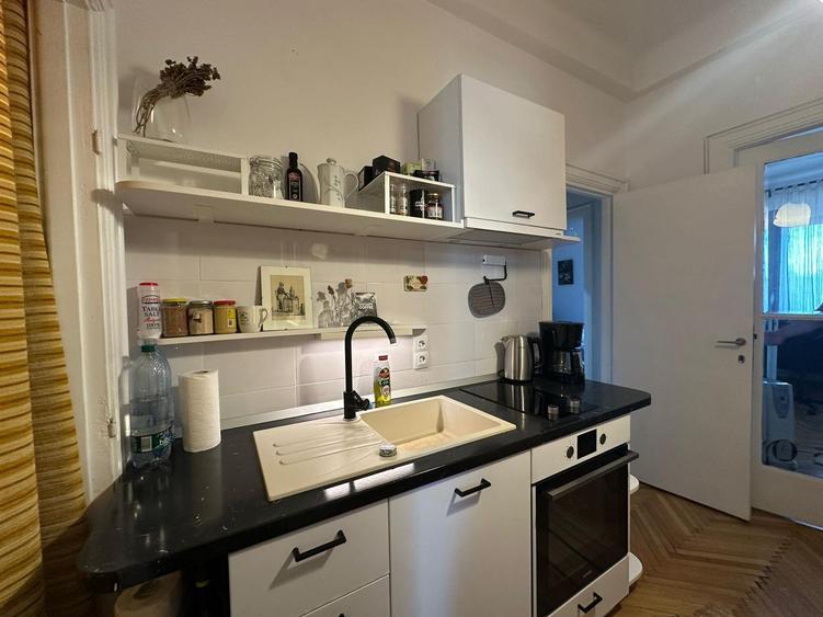 Apartament cu 2 camere semidecomandat, mobilat în Armeneasca