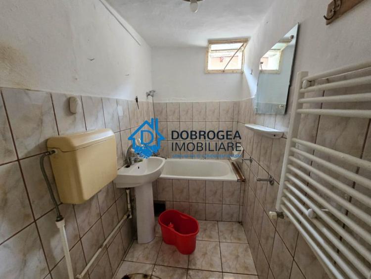 Casă cu 3 camere cu Teren 165 Mp în Central