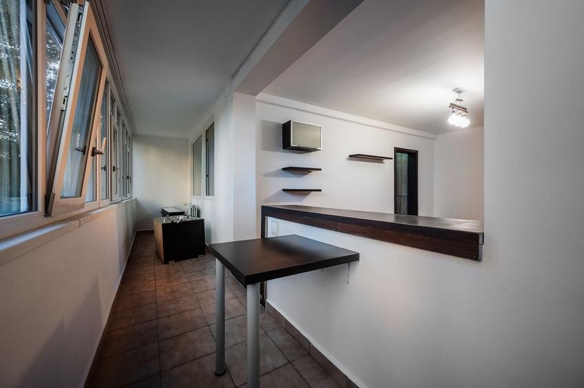 Apartament cu 3 camere semidecomandat în Năvodari Tabără