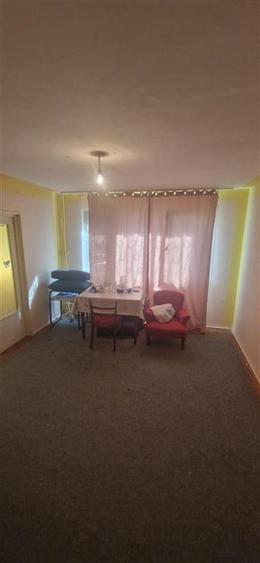 Apartament cu 2 camere semidecomandat în Șagului