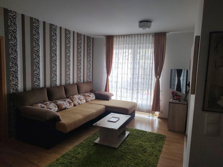Apartament cu 2 camere decomandat în Avantgarden