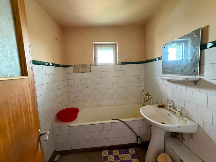 Apartament cu 3 camere decomandat în Militari
