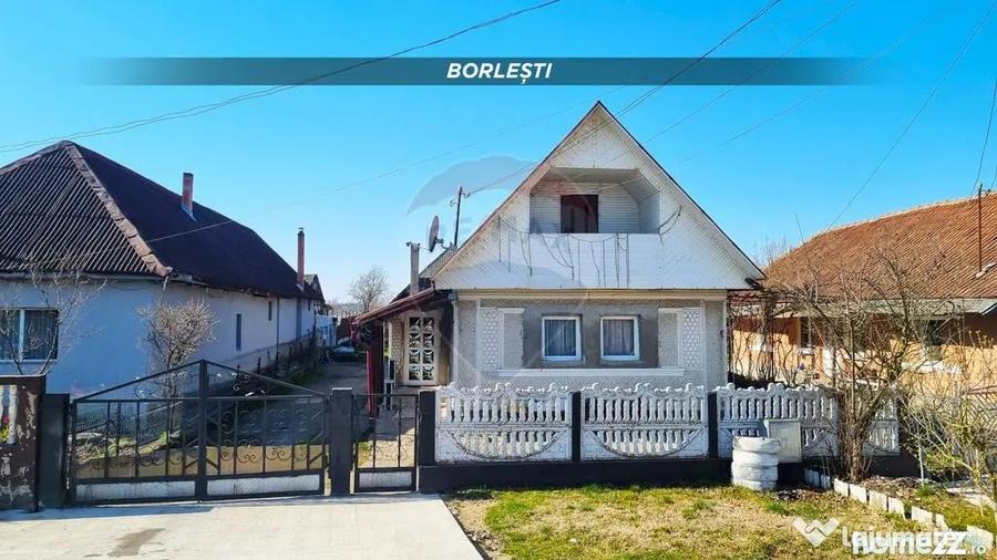 Casă cu 3 camere cu Teren 3724 Mp în Borlești