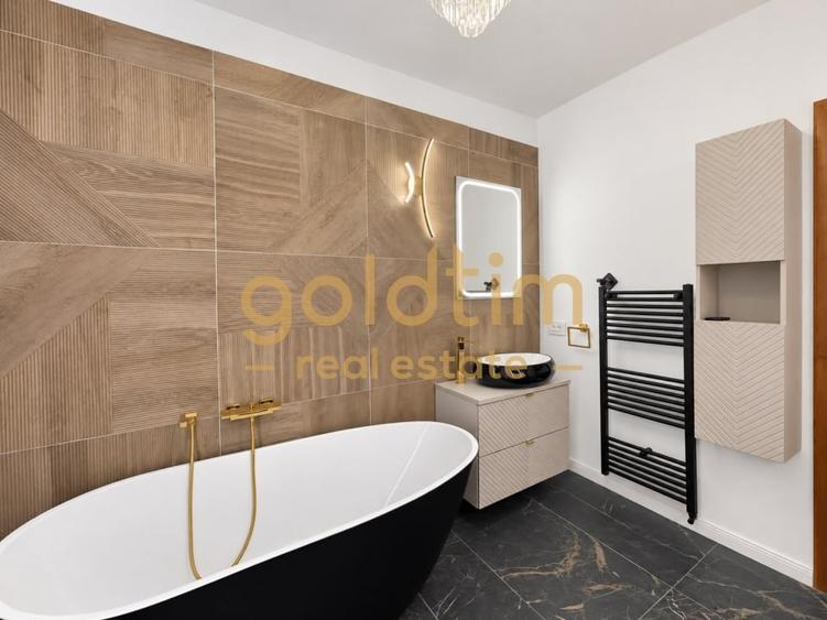 Duplex cu 5 camere cu Canalizare în Iancu Nicolae