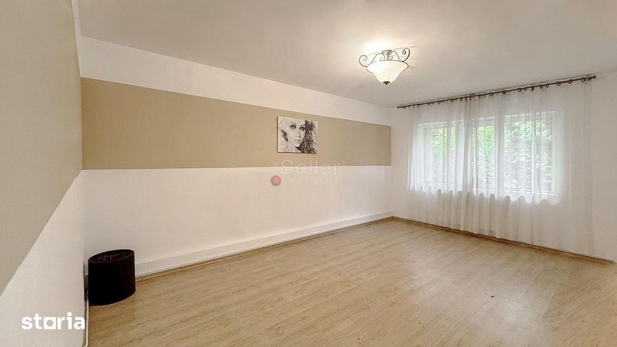 Apartament cu 3 camere în Astra