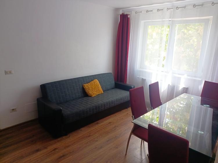 Apartament cu 2 camere semidecomandat în Central