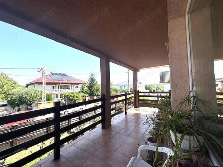 Casă cu 6 camere cu Teren 1250 Mp în Central