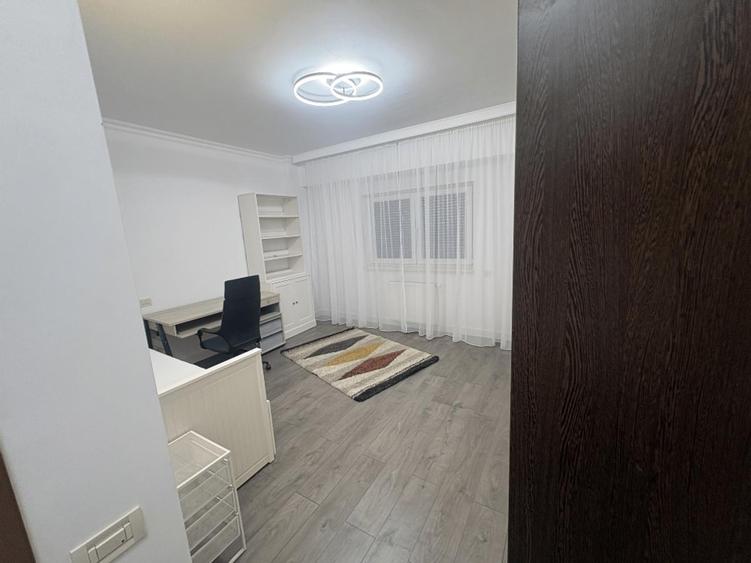 Apartament 3 camere Lux  + 2 locuri de parcare in complexul Orhideea Residence - 12