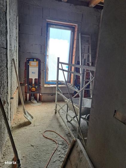 Casă cu 2 camere cu Teren 415 Mp în Oncea