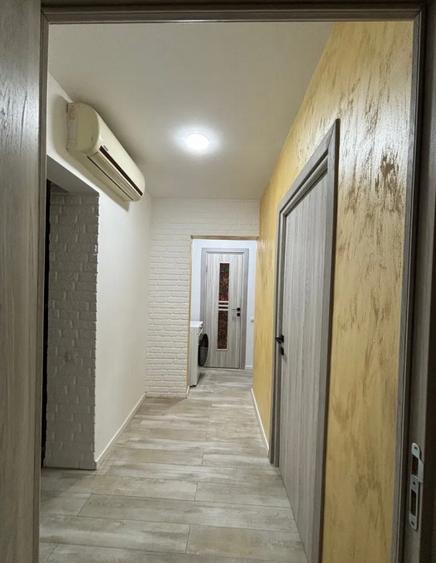 Apartament cu 3 camere decomandat, mobilat în Drumul Taberei