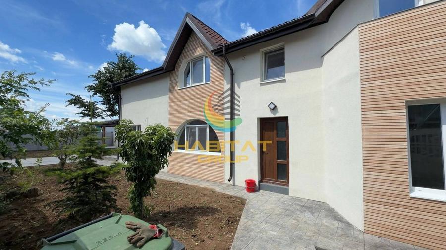 Casă individuală cu 6 camere cu Canalizare în Vidra