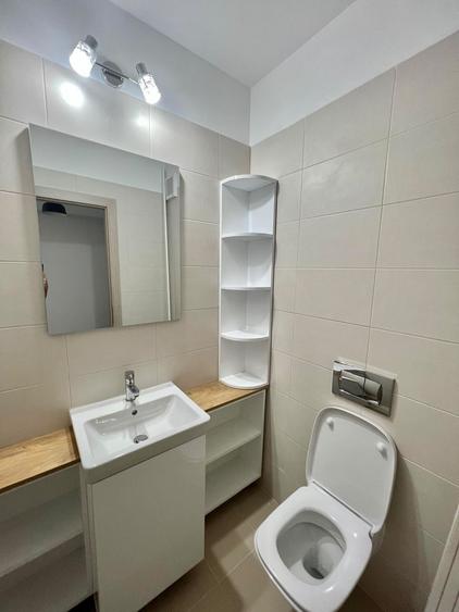 Apartament cu 3 camere în Barbu Văcărescu