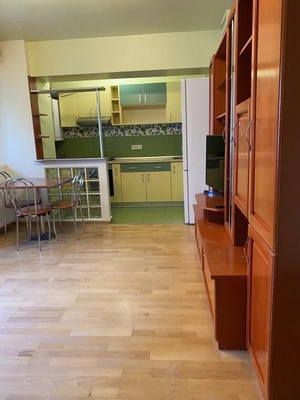 Apartament cu 3 camere decomandat în Nicolae Grigorescu