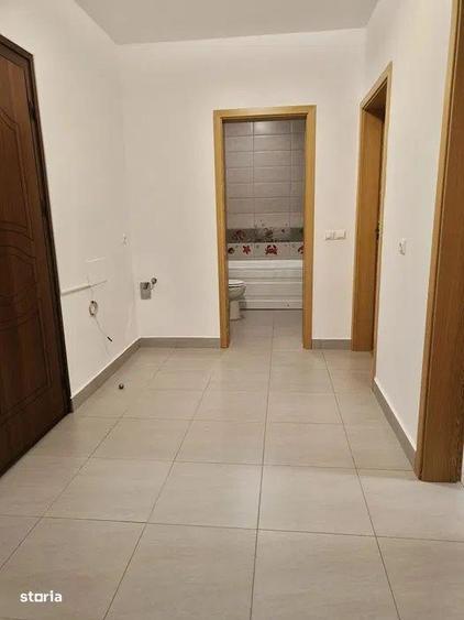 Apartament cu 2 camere în Tractorul — fotografia 3