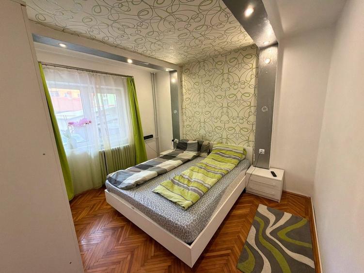 Apartament cu 2 camere decomandat, mobilat în Semicentral