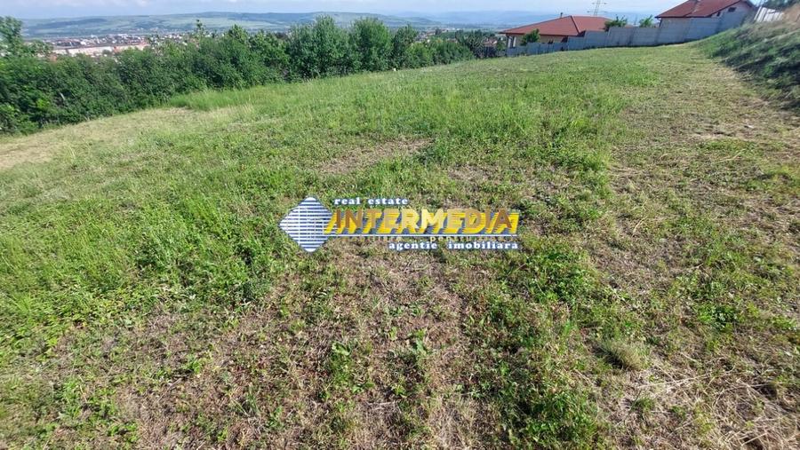Teren Construcții intravilan de 1315 mp, în Cetate