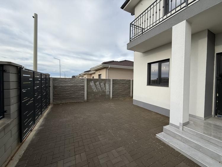 Duplex cu 4 camere cu Teren 300 Mp în Calea Urseni