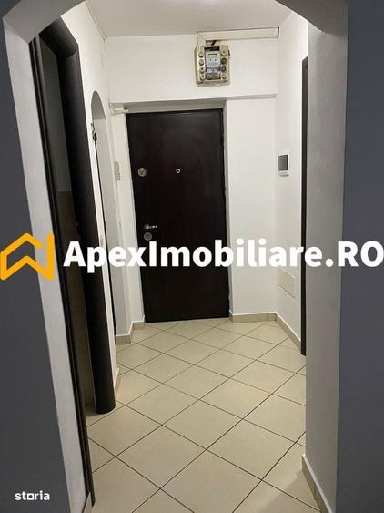 Apartament cu 4 camere decomandat în Lujerului