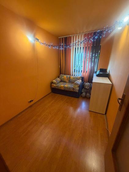 Apartament cu 3 camere decomandat, mobilat în 9 Mai