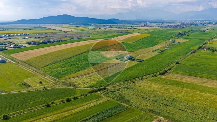 Teren de 563 mp, în Bod