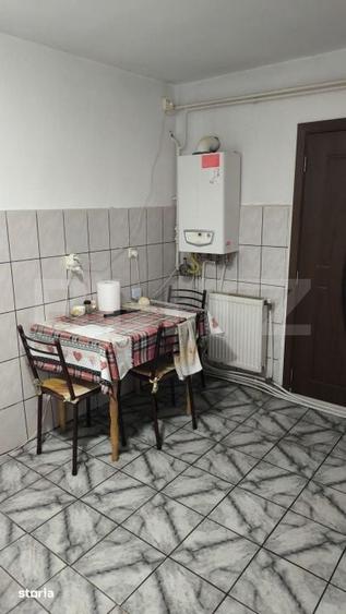 Apartament cu 4 camere decomandat în Burdujeni