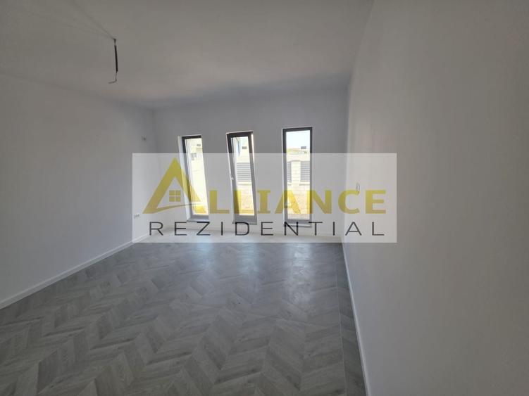 Casă individuală cu 4 camere cu Teren 430 Mp în Berceni