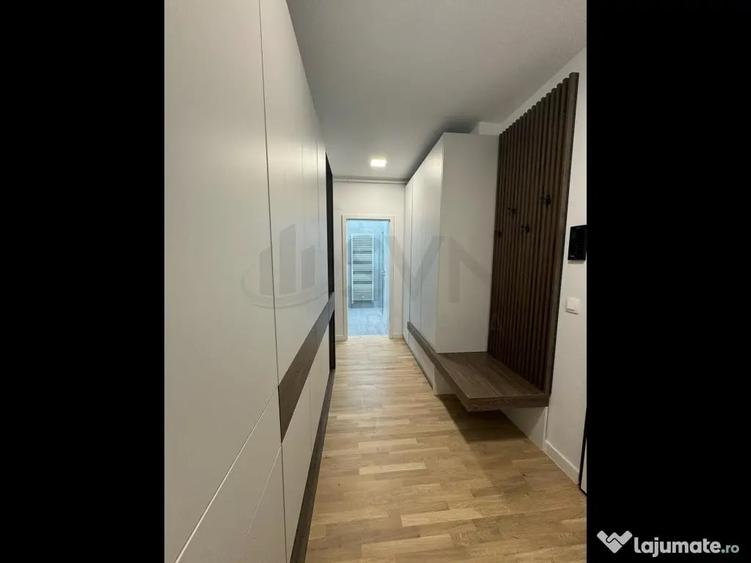Apartament cu 2 camere semidecomandat în Dămăroaia