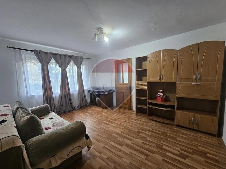 Apartament cu 2 camere nedecomandat în Central