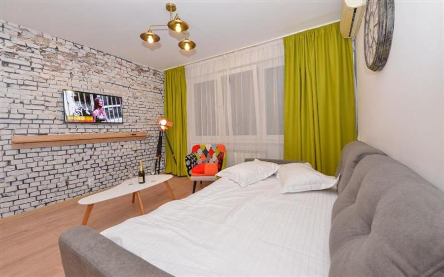 Apartament cu 2 camere semidecomandat în Calea Victoriei