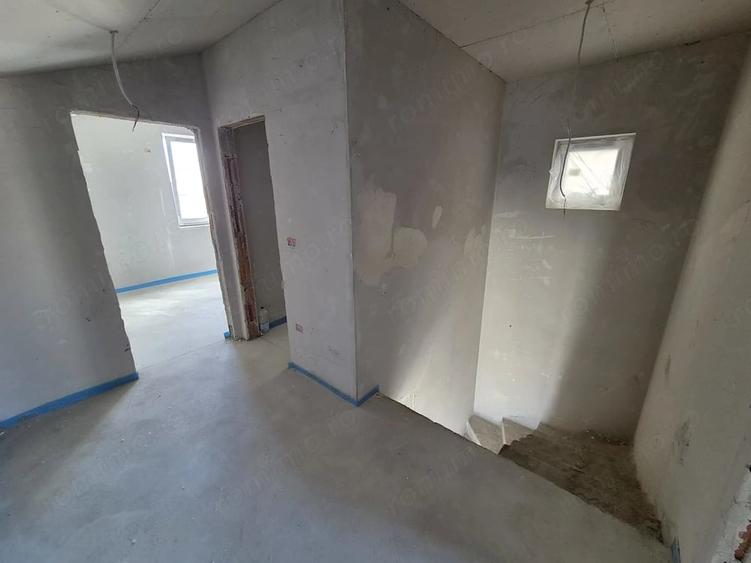Casă cu 4 camere cu Teren 253 Mp în Moșnița Nouă