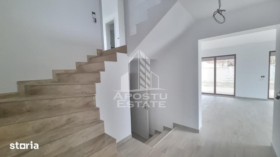 Casă cu 4 camere cu Teren 523 Mp în Giarmata