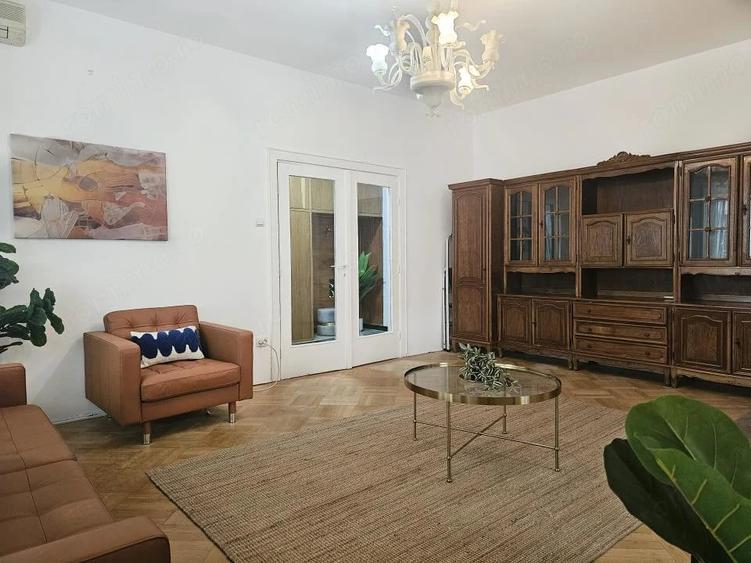 Apartament cu 4 camere semidecomandat în Dorobanți