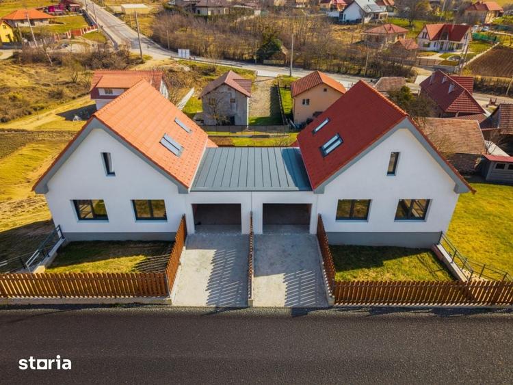 Casă cu 5 camere cu Teren 523 Mp în Ciurila