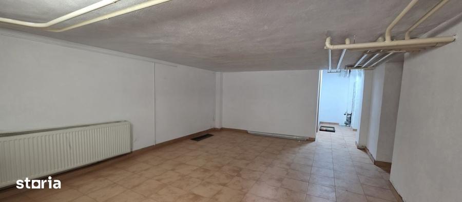 Casă cu Teren 100 Mp în Centrul Civic