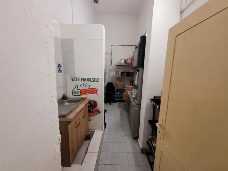 Spațiu comercial, de 63 mp, în P-ța Muncii